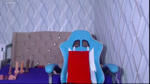 Nicolle Miley online show from 29, 1, 2025