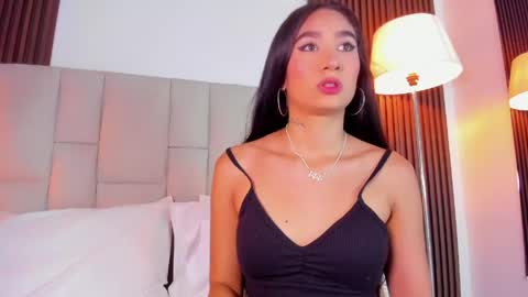 Snapshot of nicolqueen_ chatting on 2, 6, 2026 NICOL online show from 2, 6, 2026