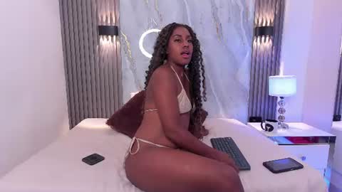 Snapshot of nicolvegaa chatting on 21, 6, 2026 Nico online show from 21, 6, 2026