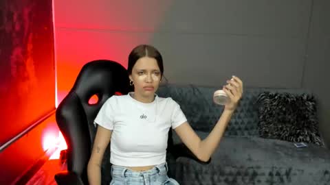 Nicol online show from 4, 12, 2025