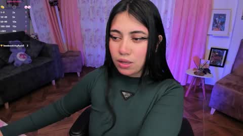 Snapshot of nidrii_07 chatting on 4, 11, 2025 900 300 online show from 4, 11, 2025