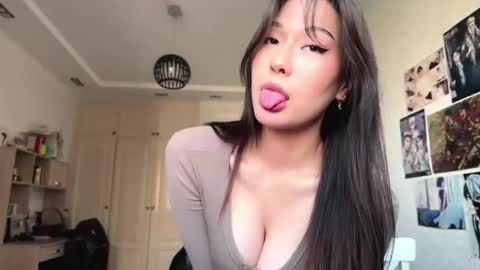 Snapshot of nievesshippey chatting on 1, 5, 2026 Hanna online show from 1, 5, 2026