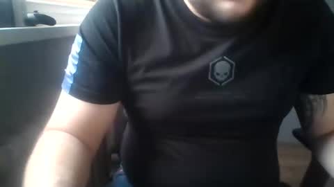 Snapshot of niewidoczny26 chatting on 3, 1, 2025 Niewidoczny online show from 3, 1, 2025