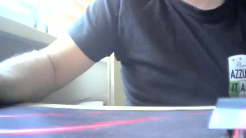 Snapshot of niewidoczny26 chatting on 8, 3, 2025 Niewidoczny online show from 8, 3, 2025