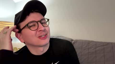 Snapshot of nigelhart chatting on 9, 3, 2025 Nigel Hart online show from 9, 3, 2025