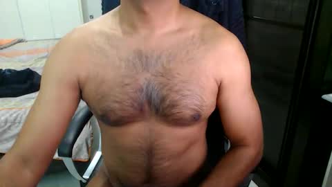 night_rider09711 online show from 4, 1, 2025