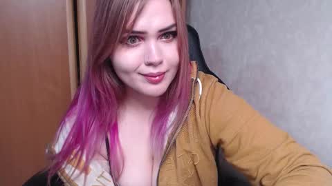 Snapshot of night_shine chatting on 3, 10, 2025 night_shine online show from 3, 10, 2025