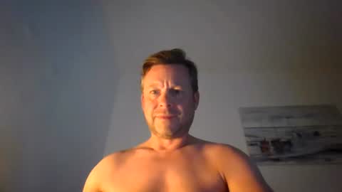 Snapshot of nightbreed3 chatting on 22, 7, 2026 Daniel online show from 22, 7, 2026