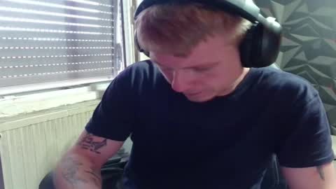 Snapshot of niglo620 chatting on 2, 6, 2026 niglo620 online show from 2, 6, 2026