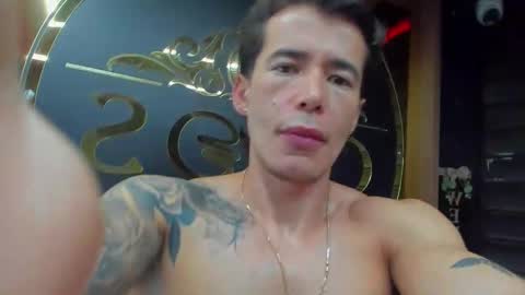 Snapshot of niickcooper chatting on 1, 2, 2026 Niick online show from 1, 2, 2026