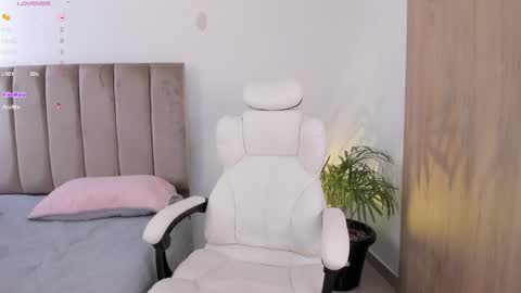 Niicoleta  online show from 7, 2, 2026