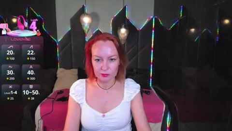 Snapshot of nika_gentle chatting on 29, 9, 2025 Nika online show from 29, 9, 2025