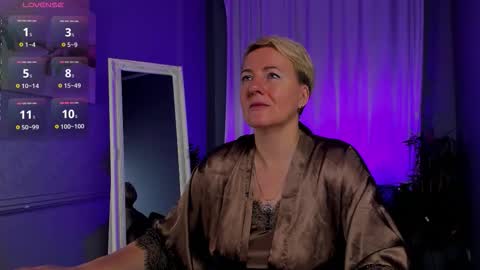 Snapshot of nika_smit chatting on 24, 10, 2025 Nika online show from 24, 10, 2025