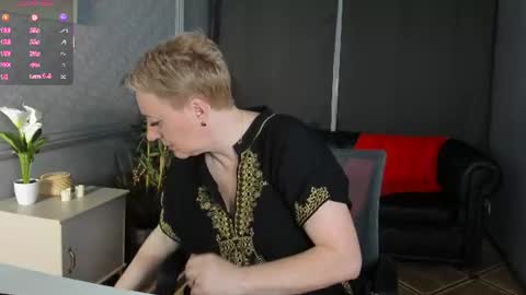 Snapshot of nika_smit chatting on 21, 6, 2026 Nika online show from 21, 6, 2026