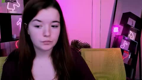 Snapshot of nika_still chatting on 8, 11, 2025 Little Angel online show from 8, 11, 2025