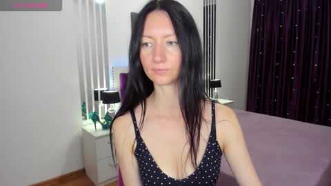 Snapshot of nikalewis chatting on 9, 9, 2025 NikaLewis online show from 9, 9, 2025