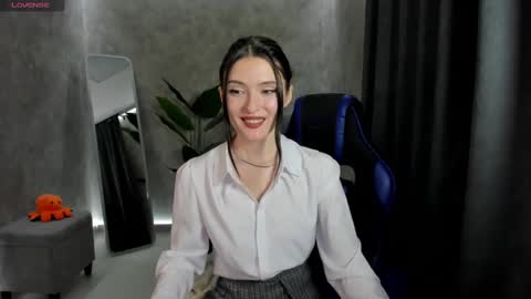 Snapshot of niki_cutes chatting on 21, 1, 2025 niki_cutes online show from 21, 1, 2025