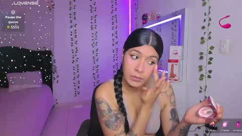 Snapshot of nikibryce_ chatting on 9, 5, 2026 Niki online show from 9, 5, 2026