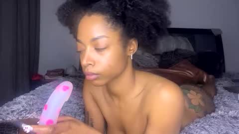 nikitalove104 online show from 15, 12, 2025