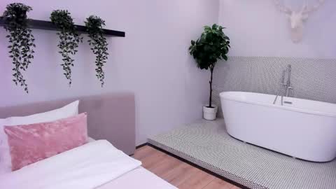 Nikka online show from 3, 11, 2025