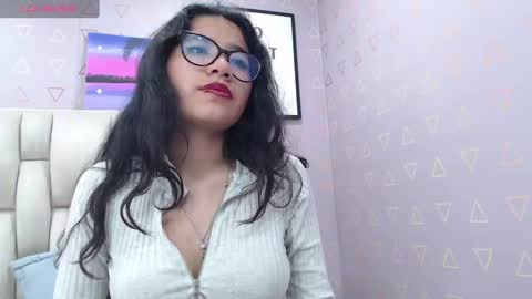 Snapshot of nikki_333 chatting on 2, 12, 2024 Nilly online show from 2, 12, 2024