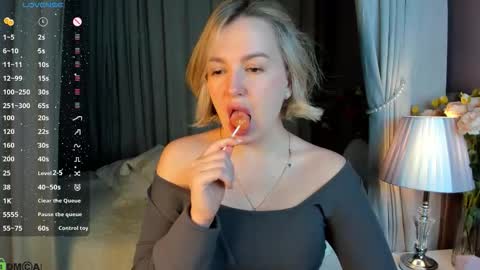 Snapshot of nikki_kai chatting on 15, 9, 2025 Nikki online show from 15, 9, 2025