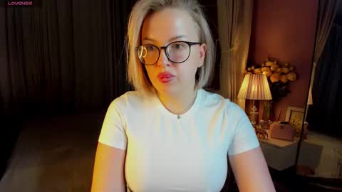 Snapshot of nikki_kai chatting on 19, 1, 2026 Nikki online show from 19, 1, 2026
