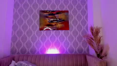 Snapshot of nikki_rousmel chatting on 1, 6, 2026 Nicole online show from 1, 6, 2026