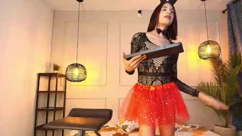 nikki_vesper online show from 31, 10, 2025