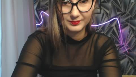 Snapshot of nikkikiss___ chatting on 4, 6, 2026 nikkikiss___ online show from 4, 6, 2026