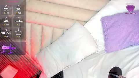 Nikkita Evans online show from 15, 12, 2025