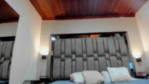     online show from 27, 9, 2025