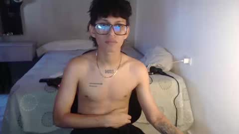 niklaus_wolf online show from 10, 9, 2025