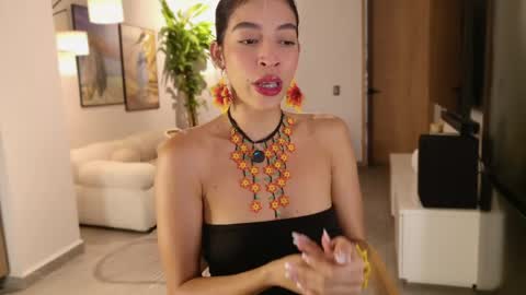Snapshot of nikol_je chatting on 23, 5, 2026 Nicole cam online show from 23, 5, 2026