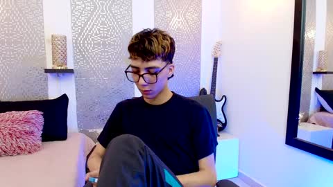    online show from 16, 1, 2025