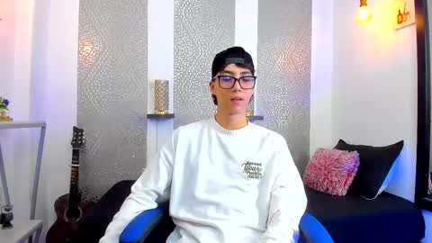    online show from 20, 2, 2025