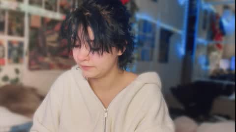 Snapshot of nikoli_naw chatting on 19, 10, 2025 nikoli_naw online show from 19, 10, 2025