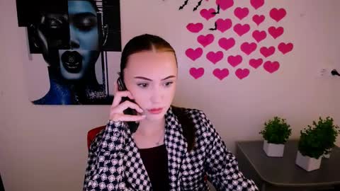 nikonara_ online show from 5, 12, 2024