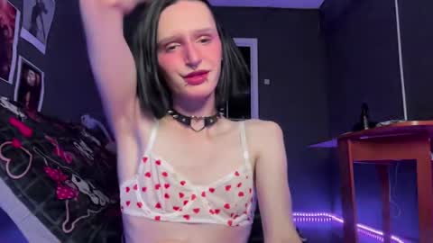 Snapshot of niky_long chatting on 18, 4, 2026 Niky online show from 18, 4, 2026