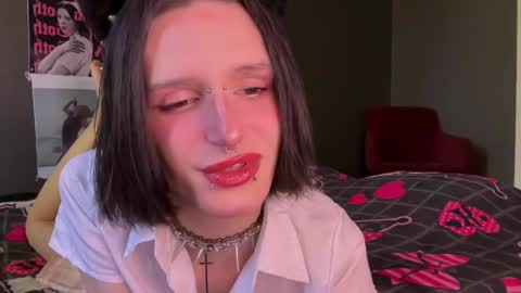 Snapshot of niky_long chatting on 13, 5, 2026 Niky online show from 13, 5, 2026