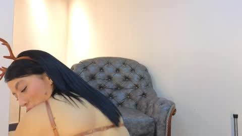  NIKY SMIT  online show from 29, 11, 2025