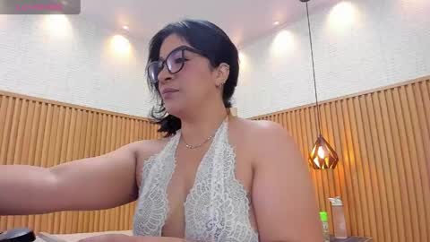 Snapshot of nikyrios chatting on 8, 5, 2026 online show from 8, 5, 2026