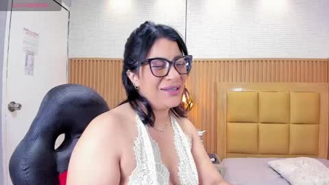 Snapshot of nikyrios chatting on 28, 5, 2026 online show from 28, 5, 2026