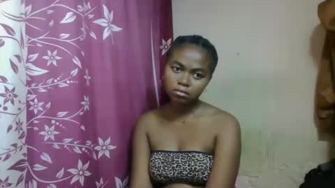 Snapshot of nilahmarie chatting on 25, 3, 2026 nilah online show from 25, 3, 2026