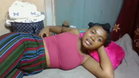 Snapshot of nilahmarie chatting on 15, 4, 2026 nilah online show from 15, 4, 2026