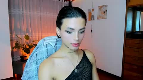 Snapshot of nilam217 chatting on 3, 6, 2026 Nilam online show from 3, 6, 2026