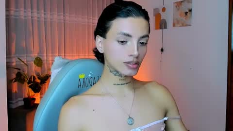 Snapshot of nilam217 chatting on 25, 6, 2026 Nilam online show from 25, 6, 2026