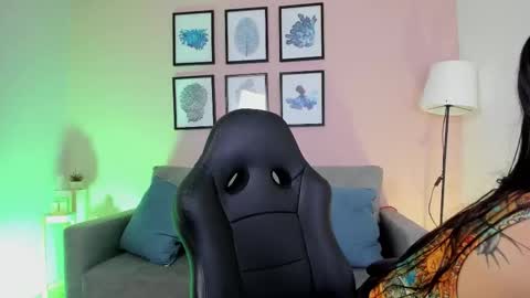 Nina online show from 17, 12, 2025