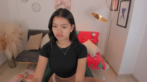Snapshot of nina_agdal chatting on 17, 12, 2024 NINA online show from 17, 12, 2024