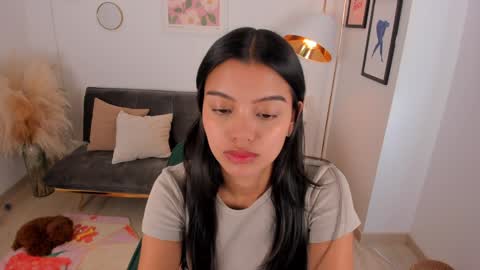 Snapshot of nina_agdal chatting on 17, 1, 2025 NINA online show from 17, 1, 2025